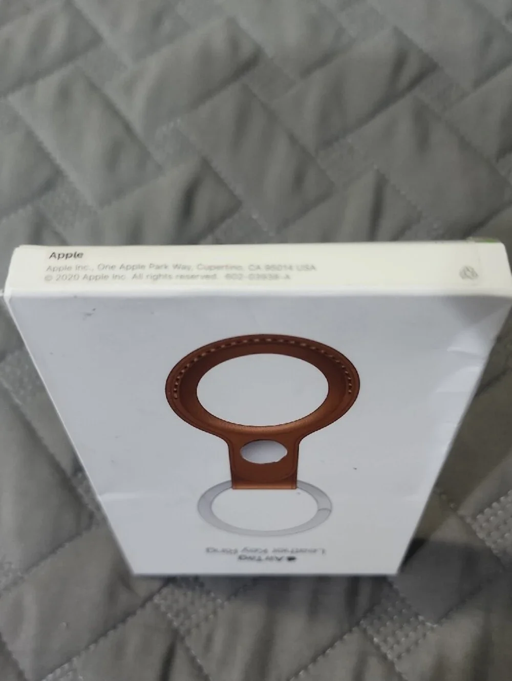 Apple Leather Key Ring for AirTag - Brown/Tan